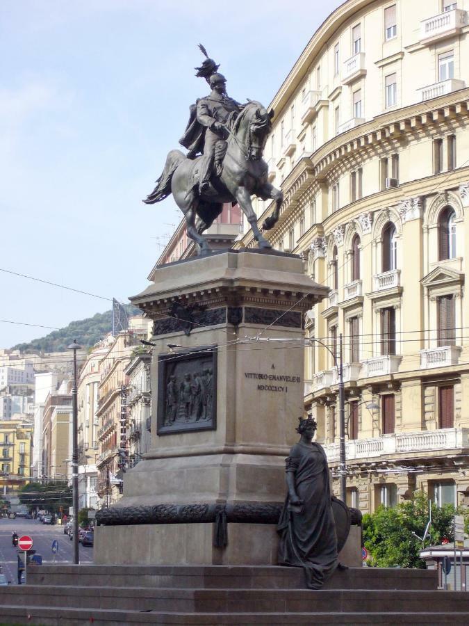 B&B Monserrato Nápoly Kültér fotó